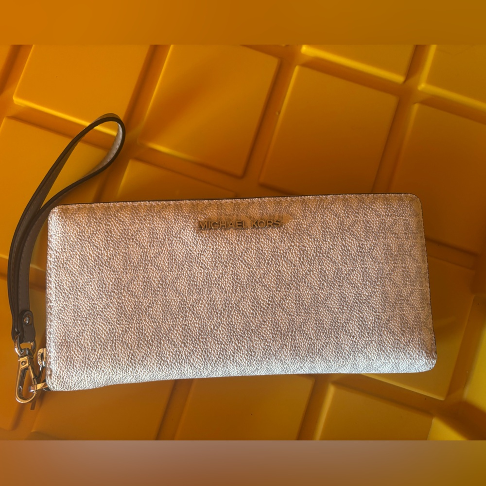 Michael Kors Metallic Silver Wristlet